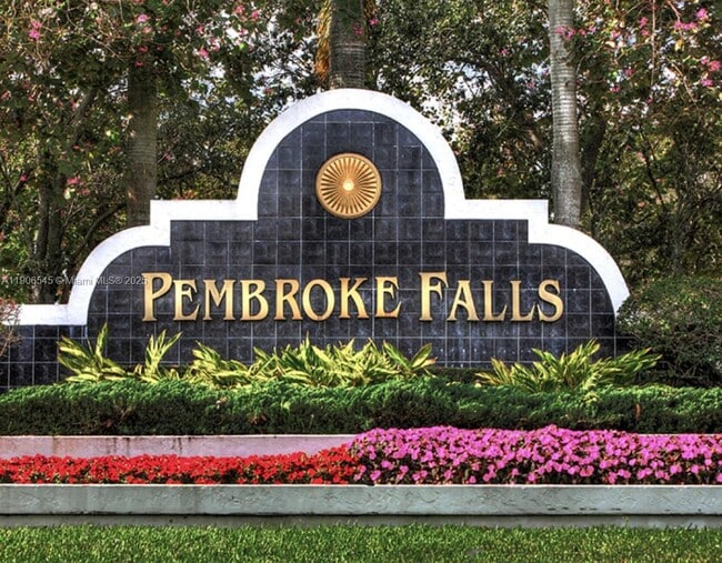 1873 NW 139th Ave in Pembroke Pines, FL - Building Photo - Building Photo