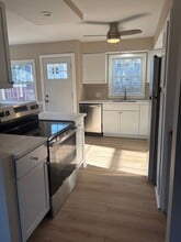 8 Lynch Farm Dr in Newark, DE - Foto de edificio - Building Photo