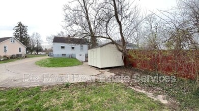 2660 Tylersville Rd in Hamilton, OH - Building Photo - Building Photo