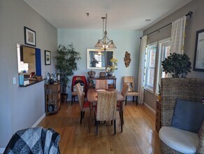 2456 Massachusetts Ave, Unit 305 in Cambridge, MA - Building Photo - Building Photo