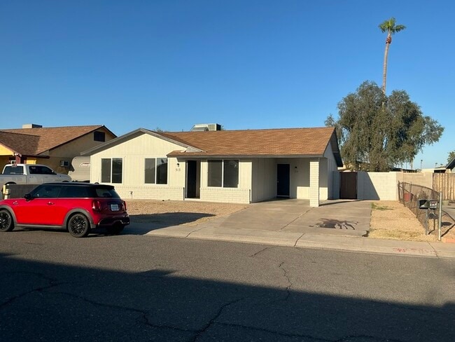 property at 513 N 69th Ave
