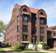 506 Linwood Apartments