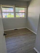 420 Lanark Rd in St. Louis, MO - Building Photo - Building Photo