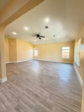 14844 Coaltown Rd in Willis, TX - Building Photo - Building Photo