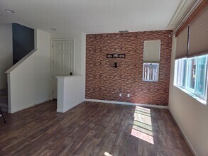 1105 Strawberry Ln in Suisun City, CA - Building Photo - Building Photo