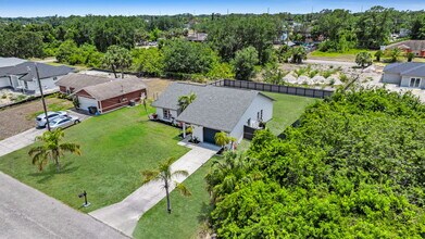 3721 6th St W in Lehigh Acres, FL - Building Photo - Building Photo