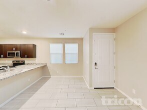 12574 W Gentle Rain Rd in Peoria, AZ - Building Photo - Building Photo