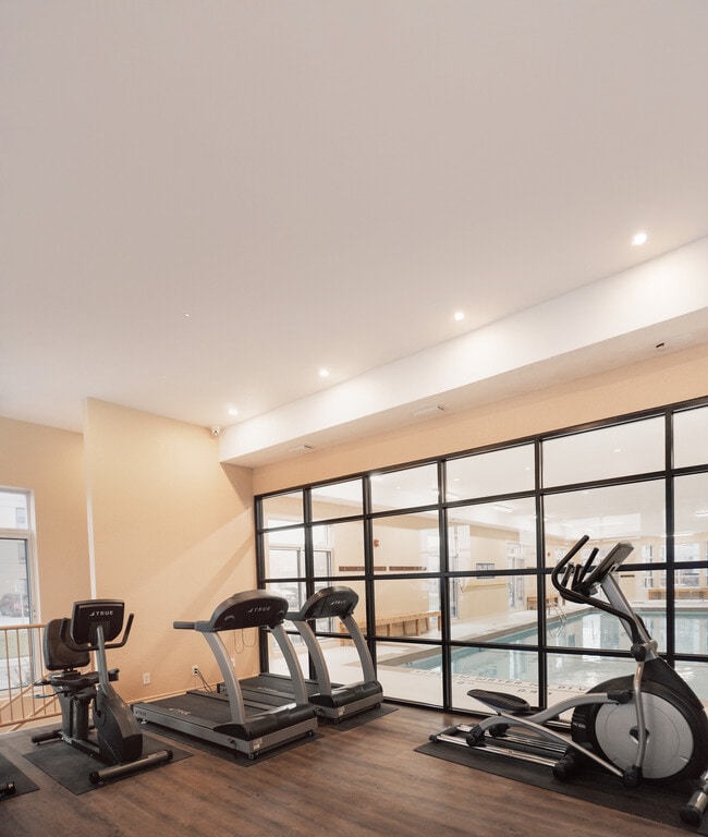 South Carriage Place II in London, ON - Building Photo - Building Photo