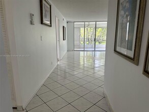 2998 NW 48th Terrace in Fort Lauderdale, FL - Foto de edificio - Building Photo