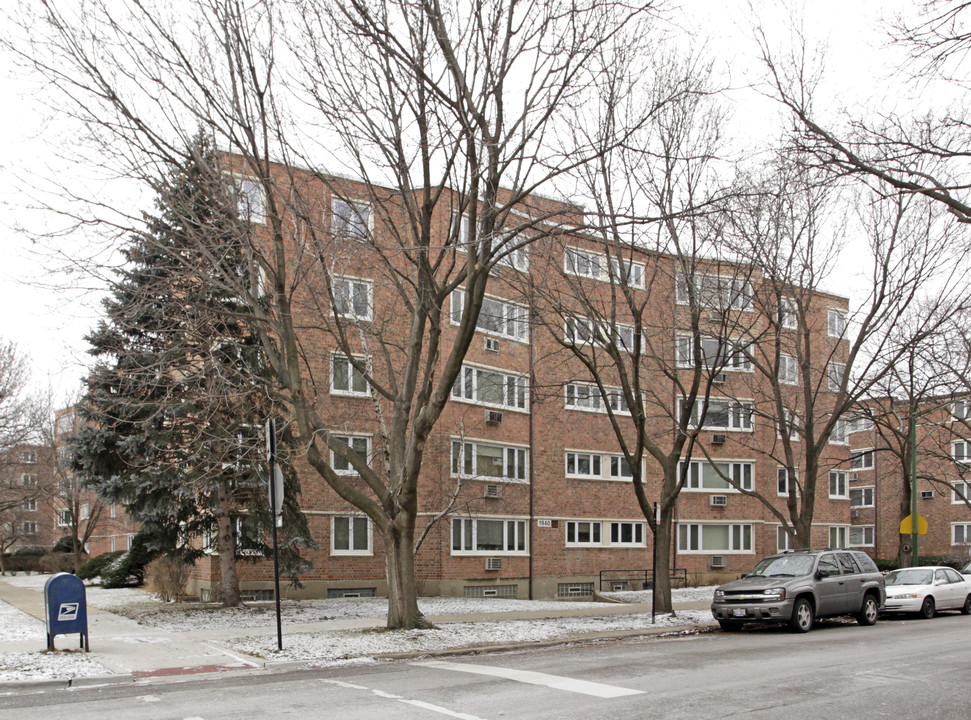 Winchester-Hood Garden Homes in Chicago, IL - Building Photo