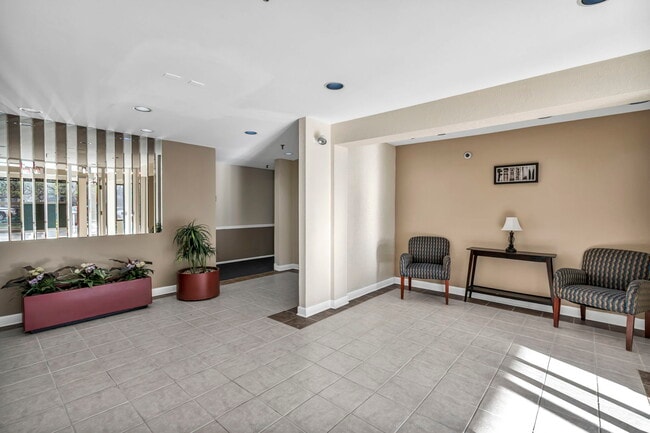 5400 Astor Ln in Rolling Meadows, IL - Building Photo - Building Photo