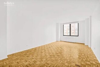 380 Rector Pl in New York, NY - Foto de edificio - Building Photo