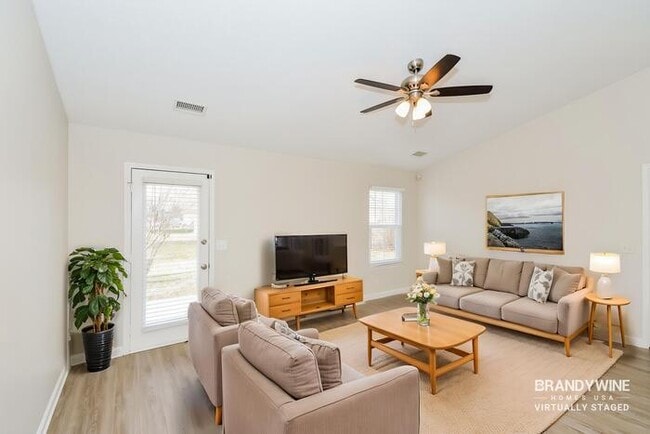 1138 Melvin Dr in Murfreesboro, TN - Foto de edificio - Building Photo