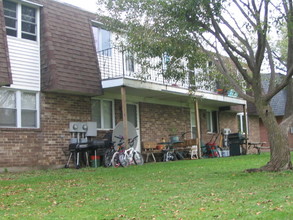 730 Schoen St in Green Bay, WI - Foto de edificio - Building Photo