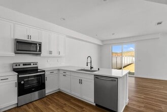 5834 Norwood Ave in Riverside, CA - Building Photo - Building Photo