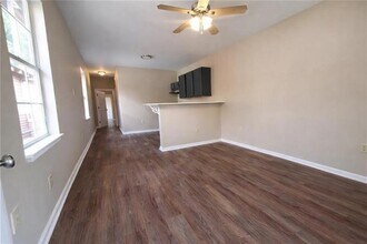 1703 Clouet St in New Orleans, LA - Building Photo - Building Photo