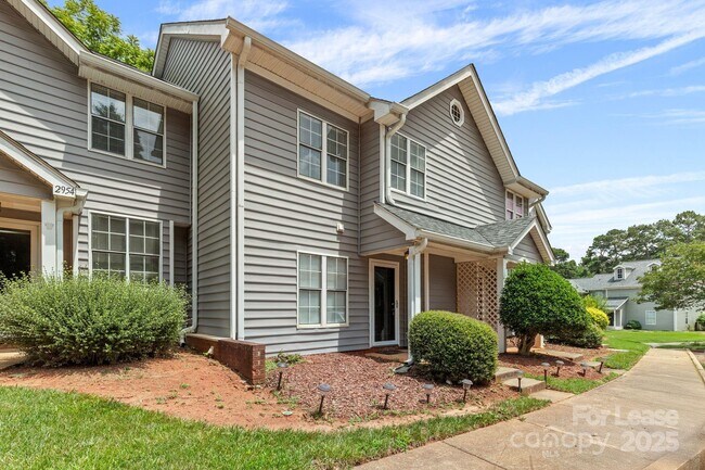 property at 2952 Iron Gate Ln