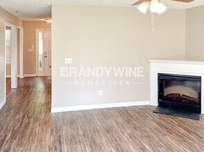 6202 Hickory Ln Cir in Union City, GA - Foto de edificio - Building Photo