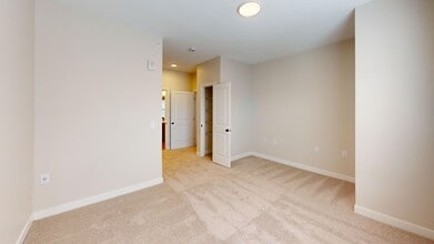 Carden Springs in Normal, IL - Building Photo - Building Photo