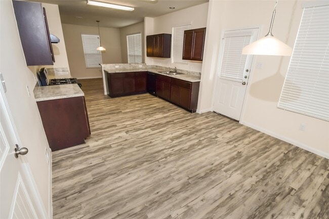 property at 2527 Verano Dr