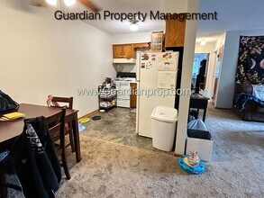 105 Dean Ave E in Champlin, MN - Building Photo - Building Photo