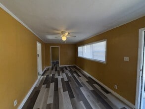 145 E Santa Clair St in Jackson, MS - Building Photo - Building Photo