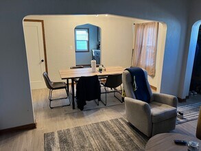 2120 S Norton Ave in Sioux Falls, SD - Foto de edificio - Building Photo