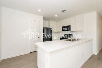 9600 NW 125th St in Yukon, OK - Building Photo - Building Photo