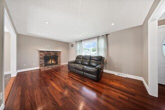 6 Ellery St in Braintree, MA - Building Photo - Building Photo