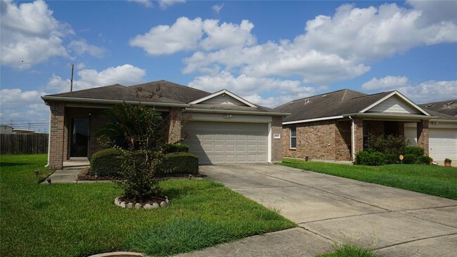 19330 Summer Island Way in Richmond, TX - Building Photo - Building Photo