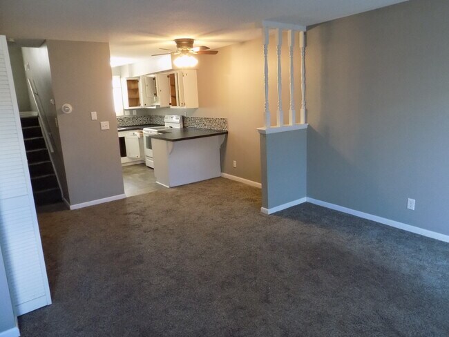 5553 Canterbury Ln in Lincoln, NE - Building Photo - Building Photo