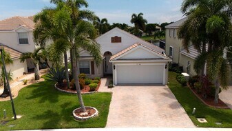 110 Newberry Ln in Royal Palm Beach, FL - Building Photo