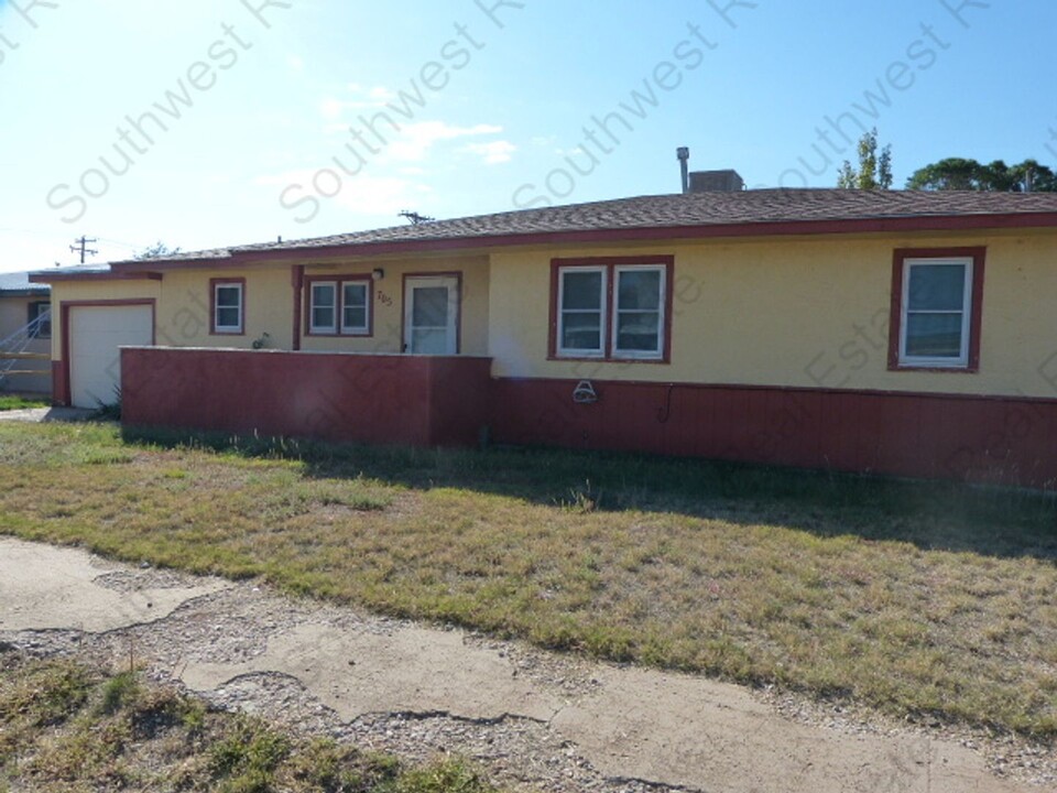 705 Sandia Dr in Clovis, NM - Building Photo