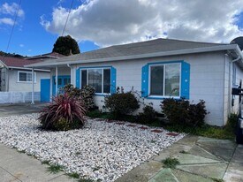 1720 142nd Ave in San Leandro, CA - Building Photo