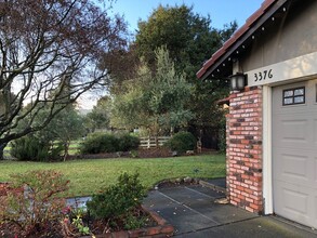 3376 Sprig Ct in Napa, CA - Building Photo - Building Photo