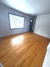 5668 N 70th St in Milwaukee, WI - Building Photo - Building Photo