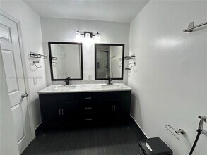 13537 SW 118th Path in Miami, FL - Building Photo - Building Photo