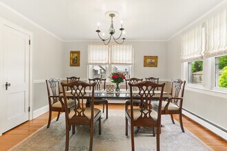 11 Hill St in New Canaan, CT - Building Photo - Building Photo