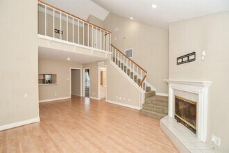 3150 Walnut Bend Ln in Houston, TX - Building Photo - Building Photo