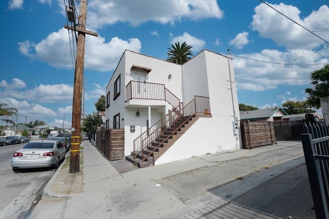 property at 5610-5612 Hooper Ave.
