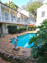 617 Dauphine St in New Orleans, LA - Building Photo