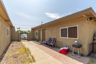 3451 N Flowing Wells Rd in Tucson, AZ - Building Photo - Building Photo