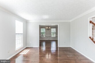 1650 Wickham Way in Crofton, MD - Building Photo - Building Photo