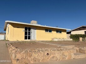 7873 La Grange Ct in El Paso, TX - Building Photo