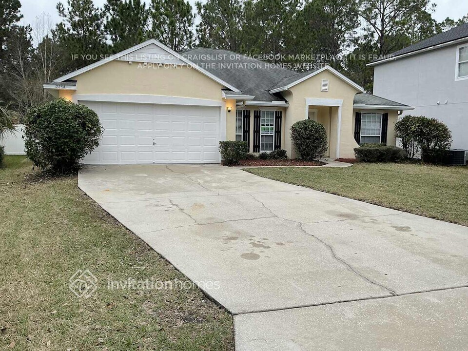 3148 Hearthstone Ln in Orange Park, FL - Foto de edificio