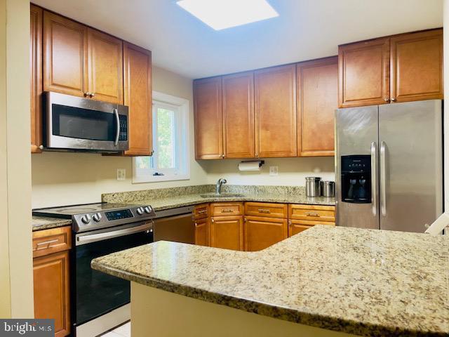 10907 Maple St in Fairfax, VA - Building Photo - Building Photo