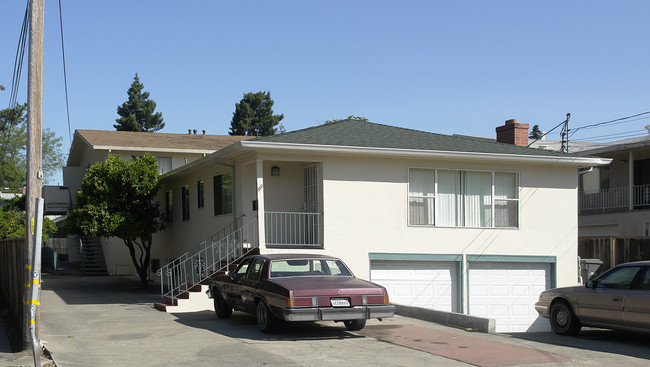 3855 Maybelle Ave in Oakland, CA - Building Photo - Building Photo