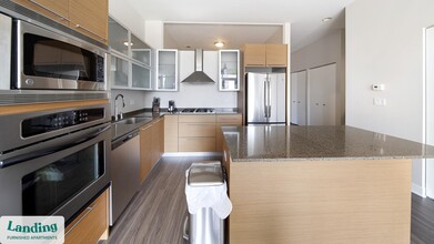 1222 W Madison St in Chicago, IL - Building Photo - Building Photo