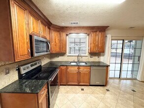 5212 Pine Branch Cir in Sugar Hill, GA - Building Photo - Building Photo