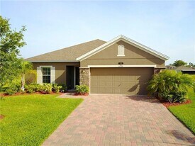 1296 Lexington Manor SW in Vero Beach, FL - Building Photo